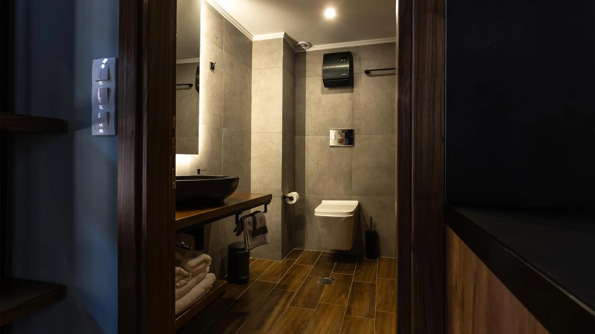 סלוניקי Wooden Suites דירה