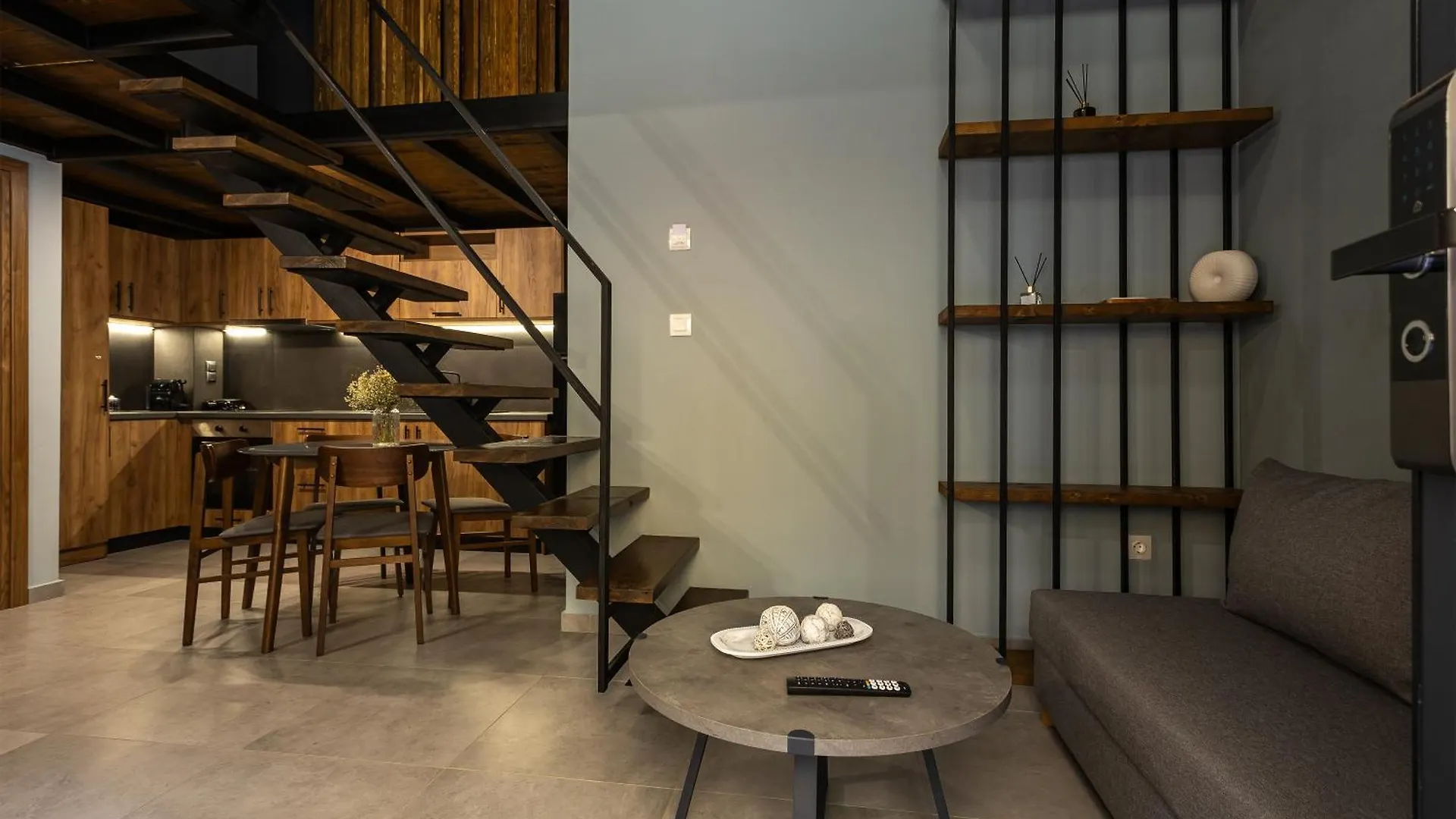 סלוניקי Wooden Suites 0*,  יוון